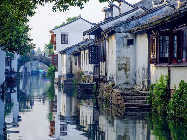 消失一年后的贾玲,再度回归:暴瘦100斤,颜值惊人,我却看哭